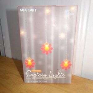 Merkury NWT Curtain Lights - Daisy